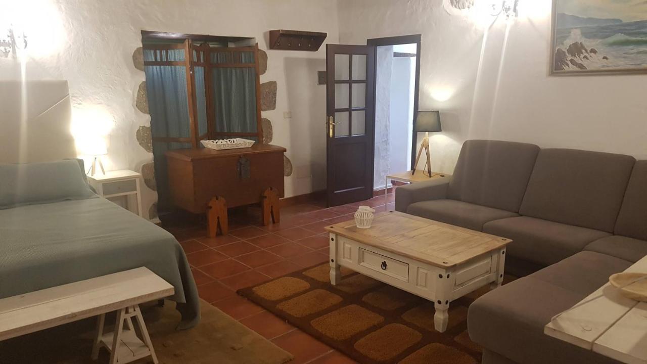 Rk La Casona De Tejeda Villa Exteriör bild