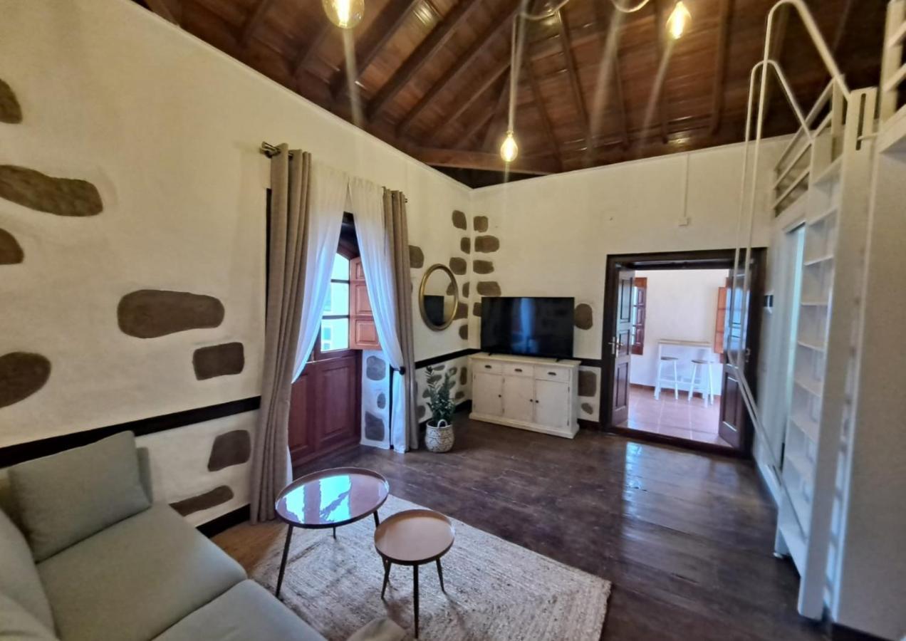 Rk La Casona De Tejeda Villa Exteriör bild