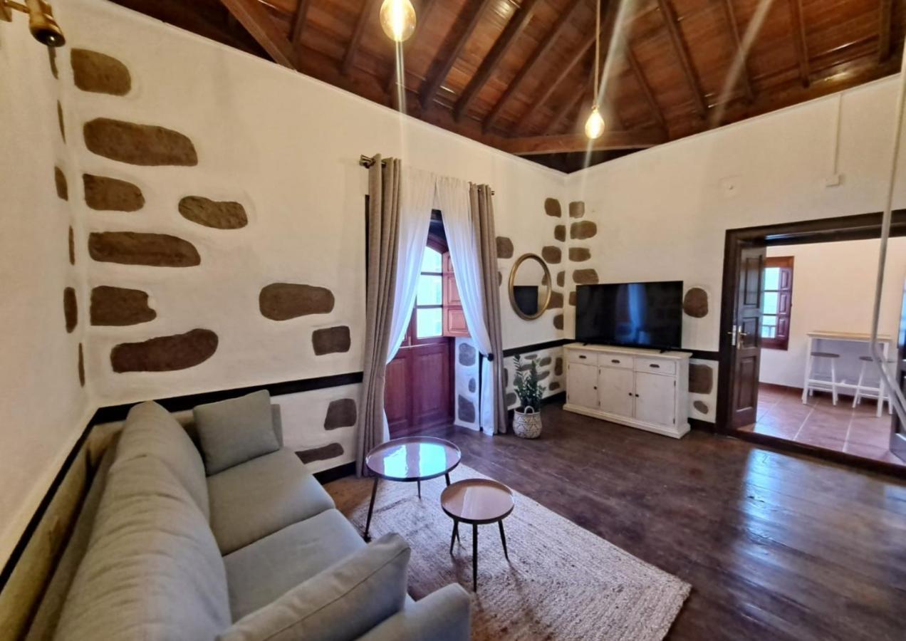 Rk La Casona De Tejeda Villa Exteriör bild